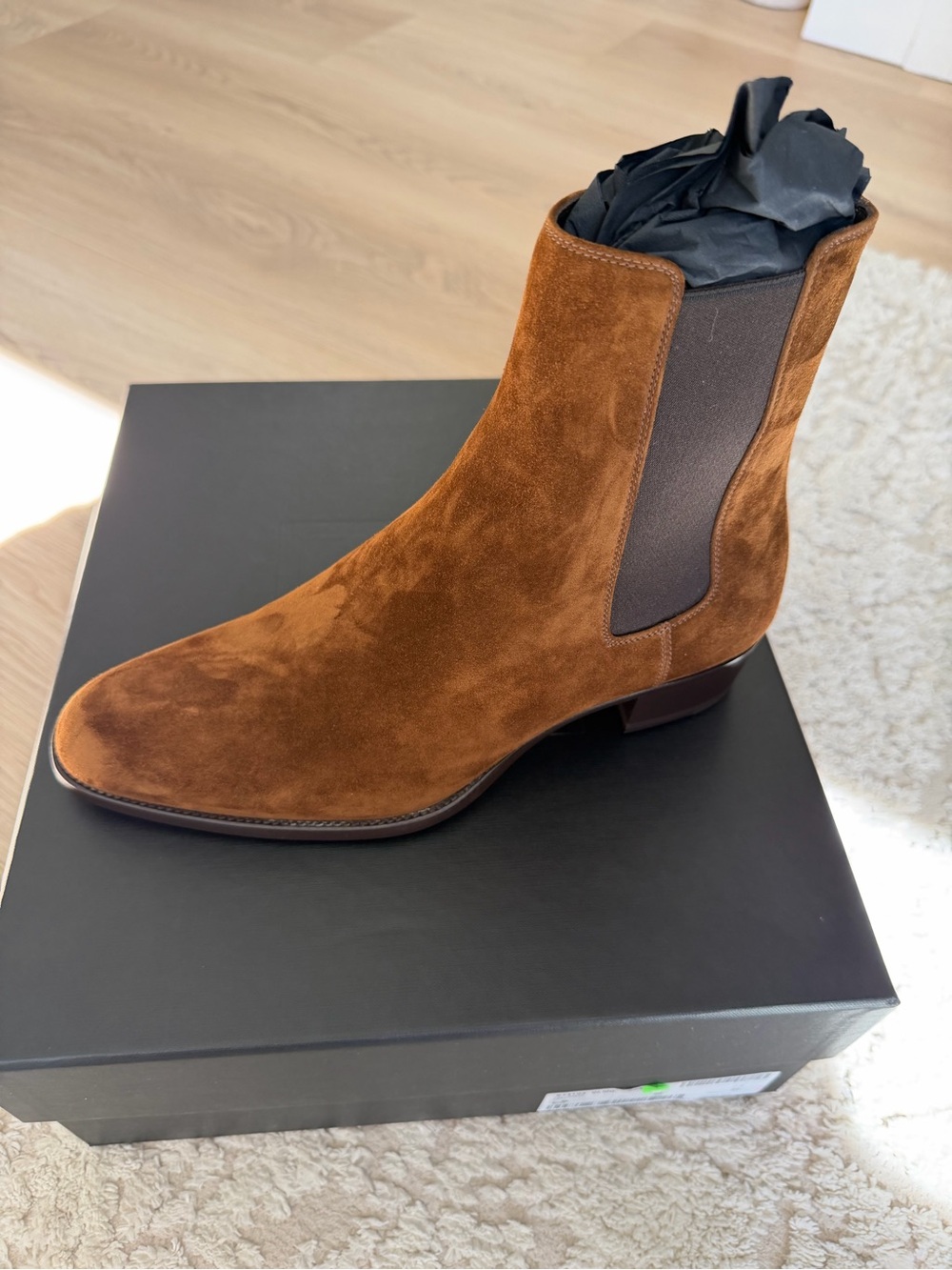 Y Saint Laurent Men's Brown Suede Chelsea Boot